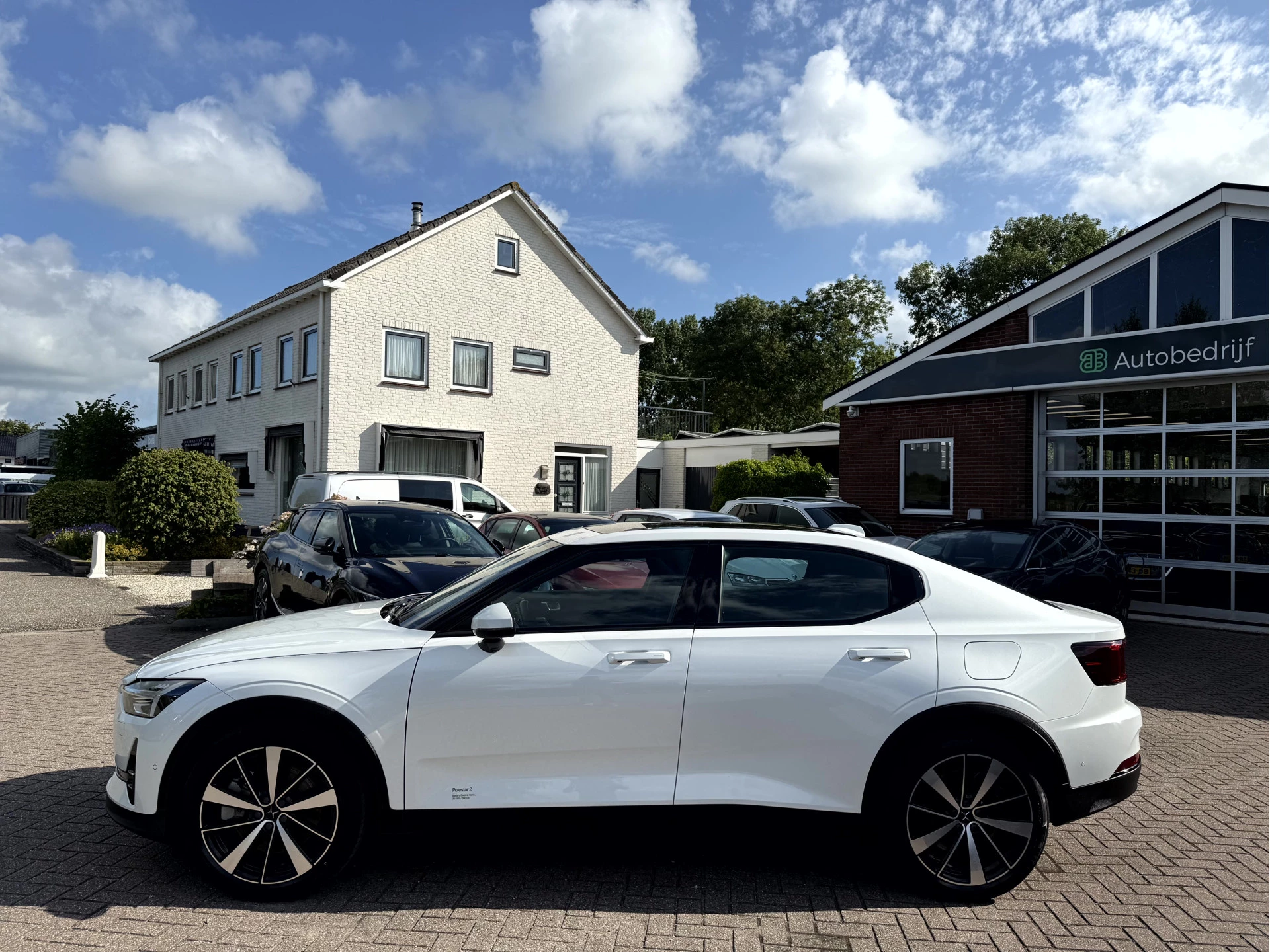 Hoofdafbeelding Polestar 2