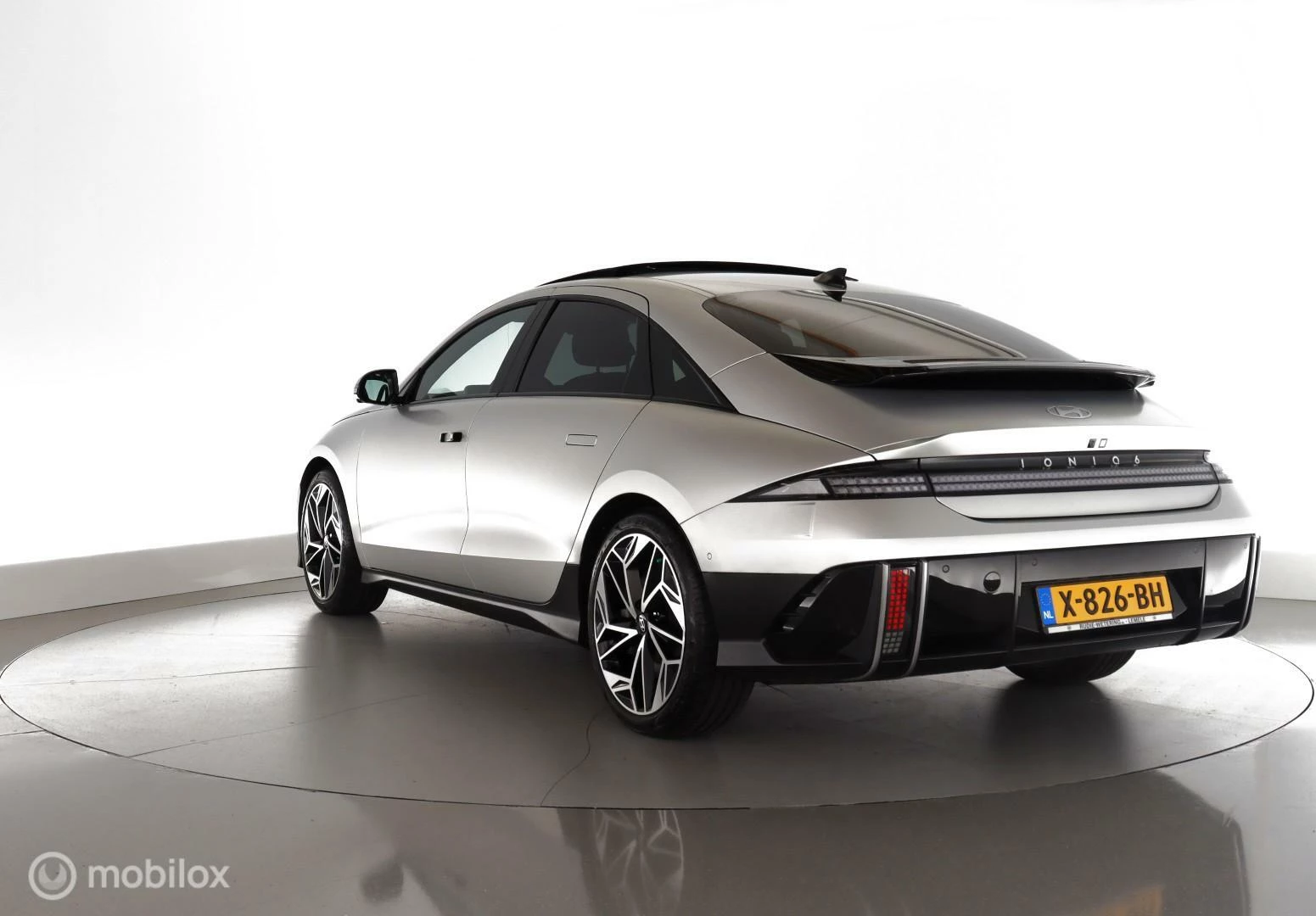 Hoofdafbeelding Hyundai IONIQ 6