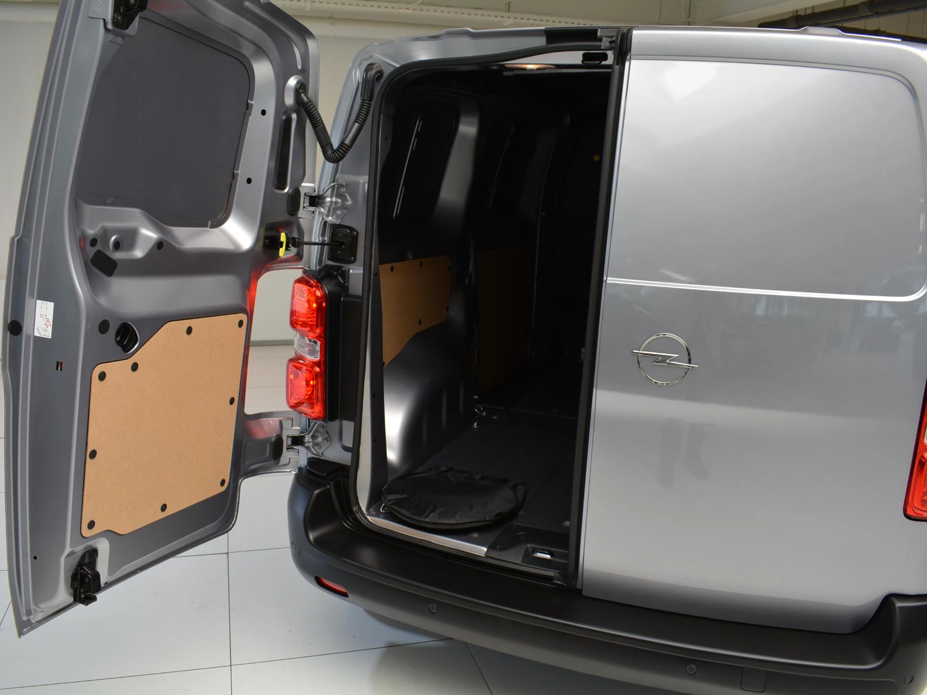 Hoofdafbeelding Opel Vivaro-e