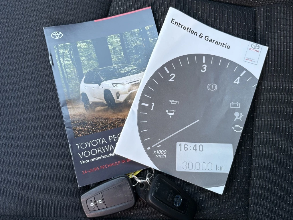 Hoofdafbeelding Toyota C-HR