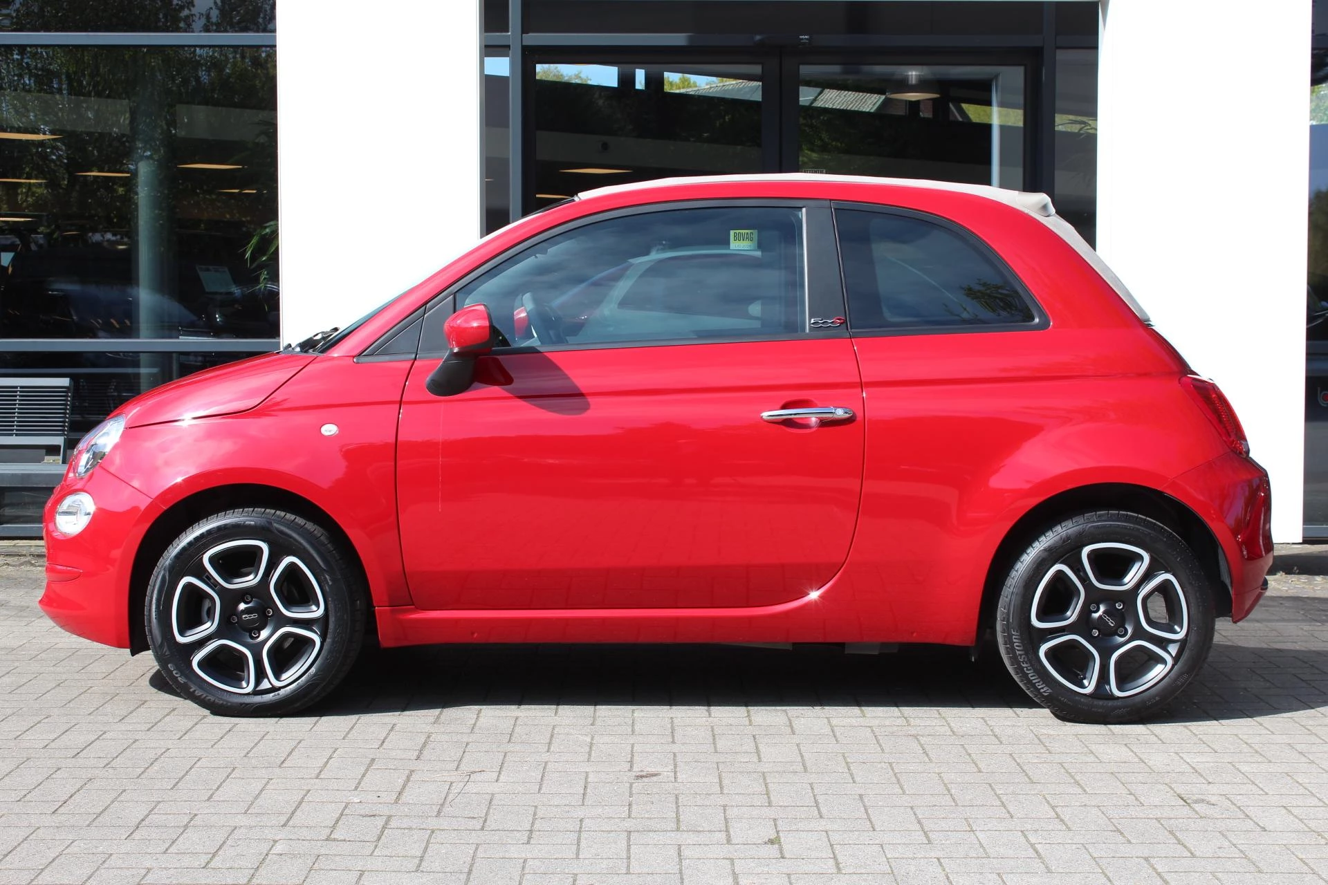 Hoofdafbeelding Fiat 500C