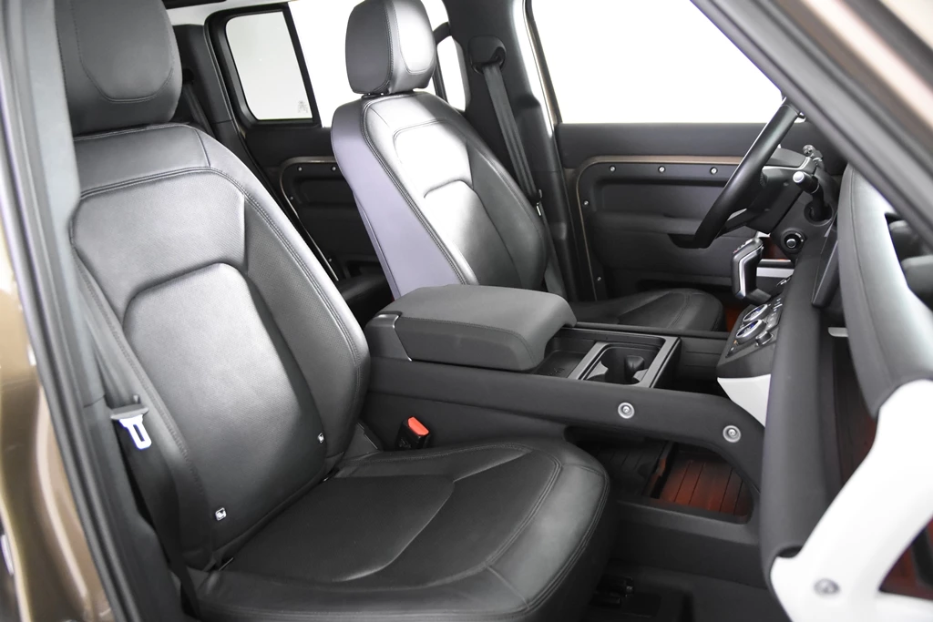 Hoofdafbeelding Land Rover Defender
