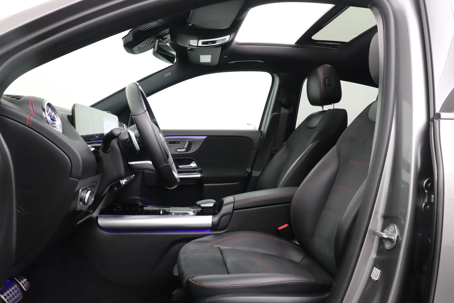 Hoofdafbeelding Mercedes-Benz EQA