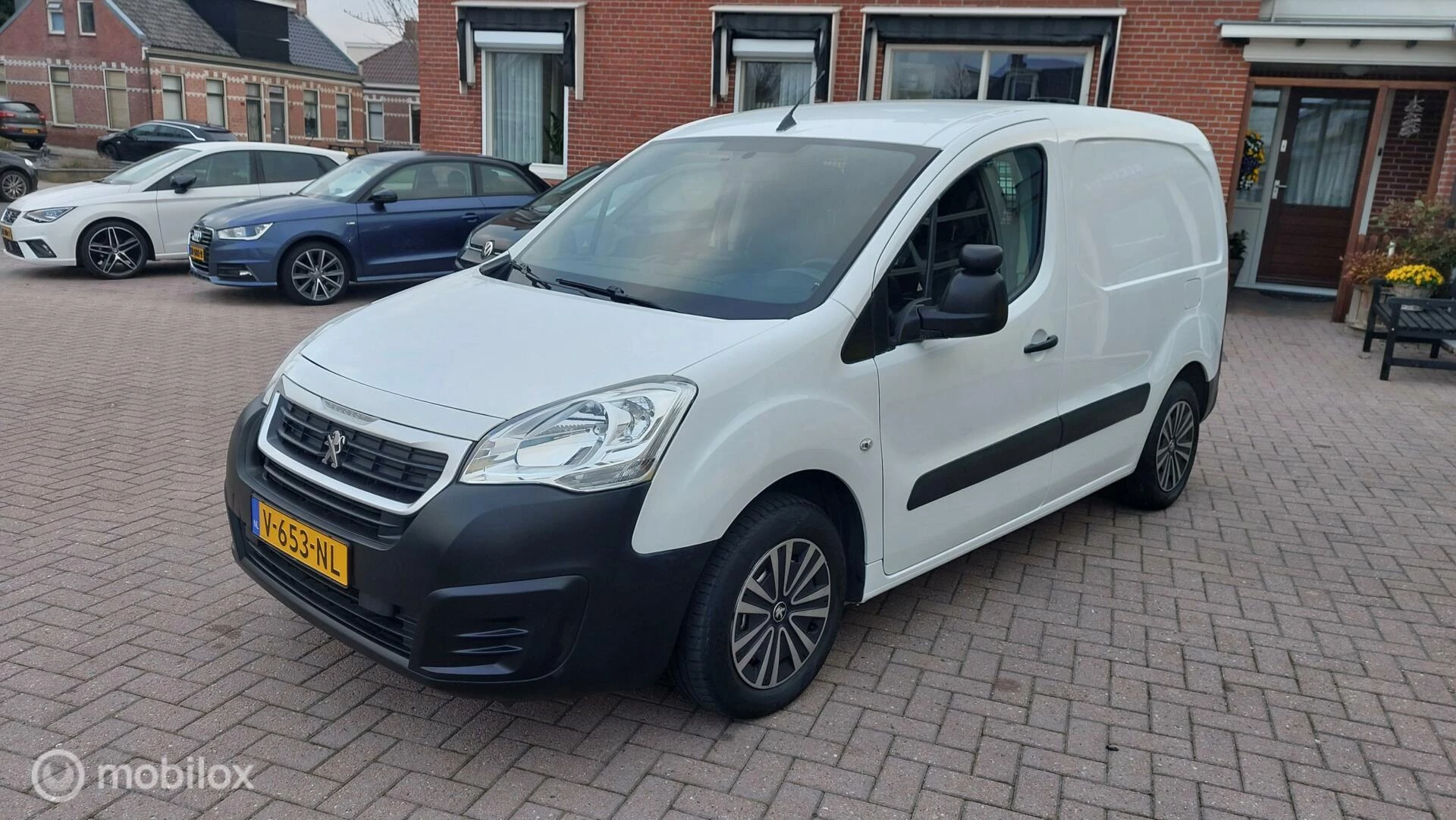 Hoofdafbeelding Peugeot Partner