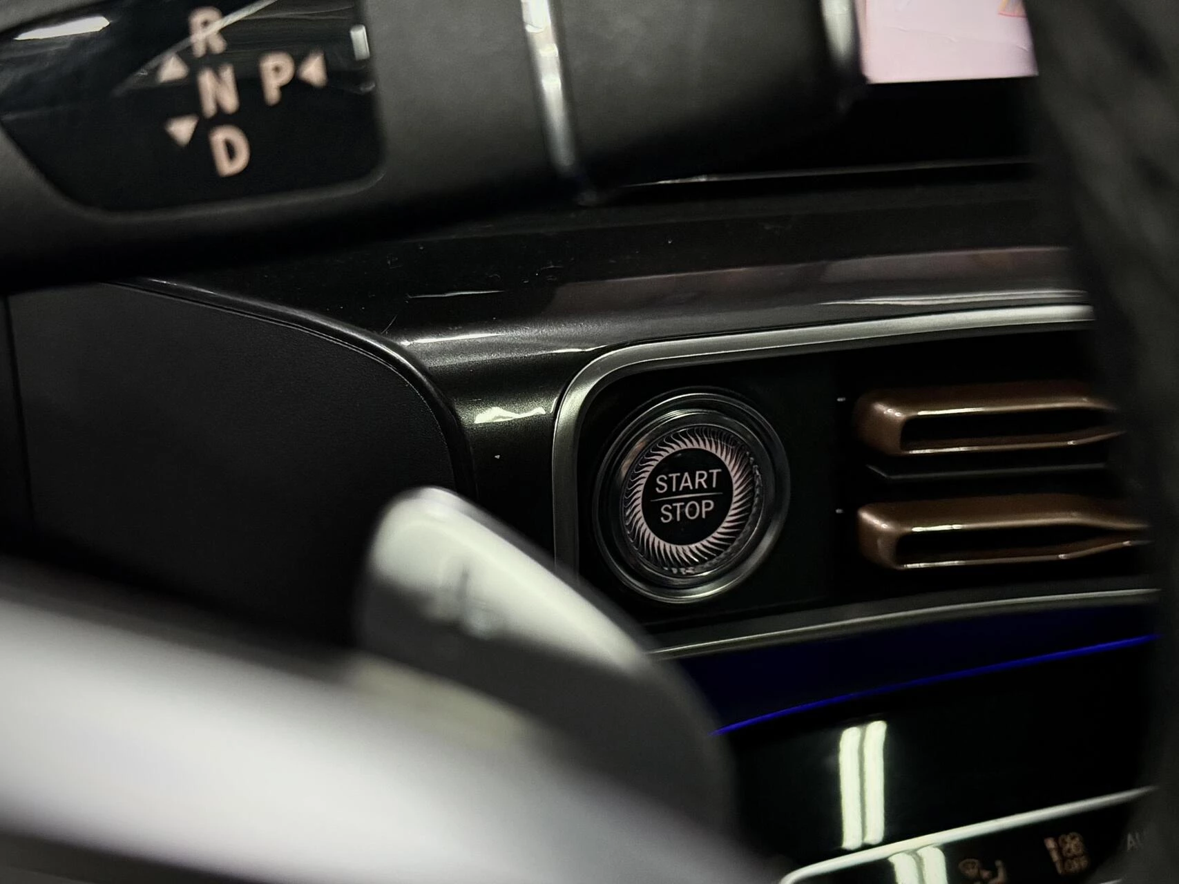 Hoofdafbeelding Mercedes-Benz EQC