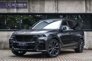 BMW X7 xDrive40i M Sport Frozen Black Massage B&W Perf. Seat