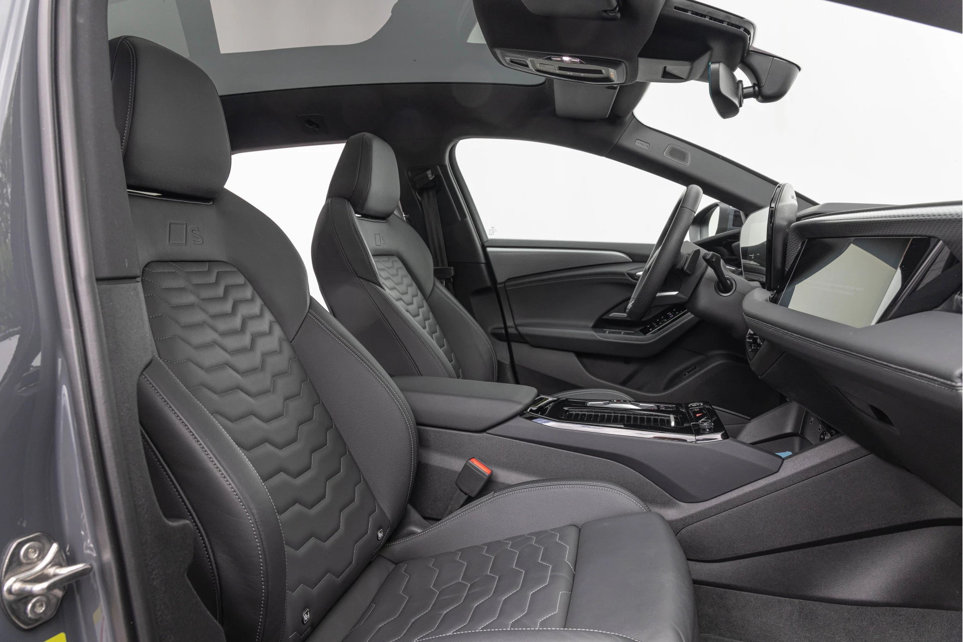 Hoofdafbeelding Audi A6 Avant e-tron