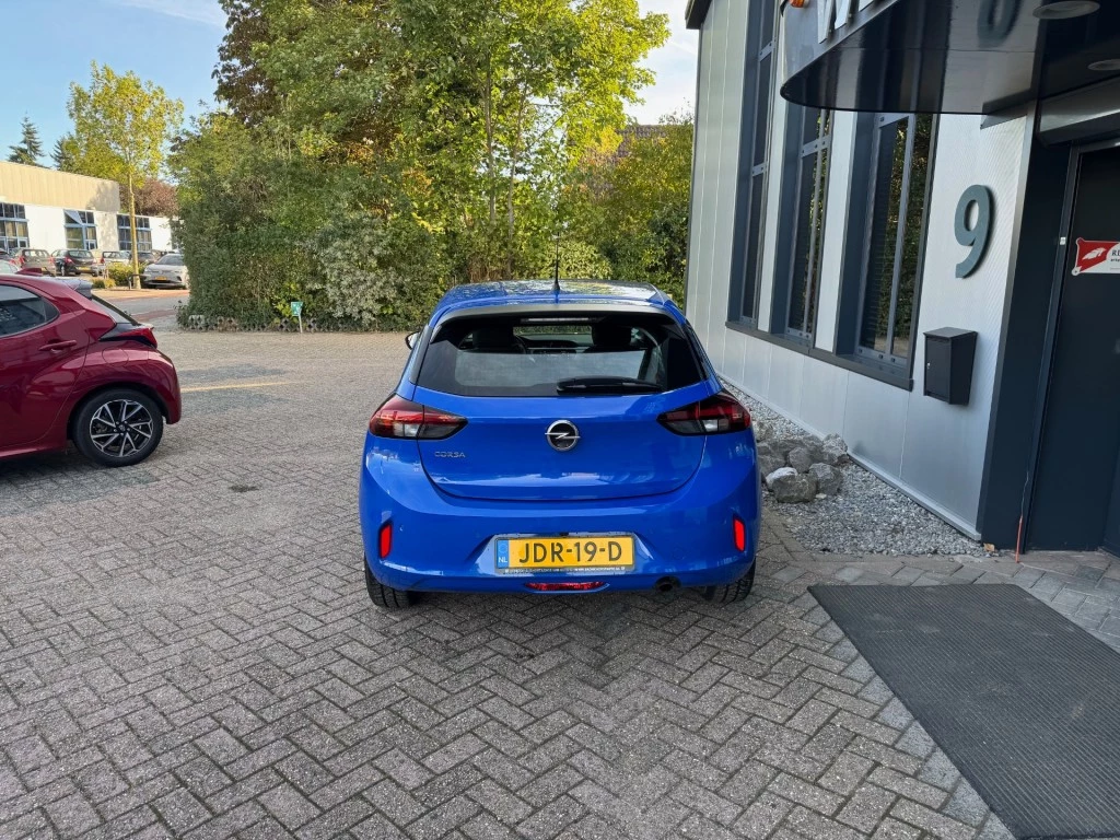 Hoofdafbeelding Opel Corsa