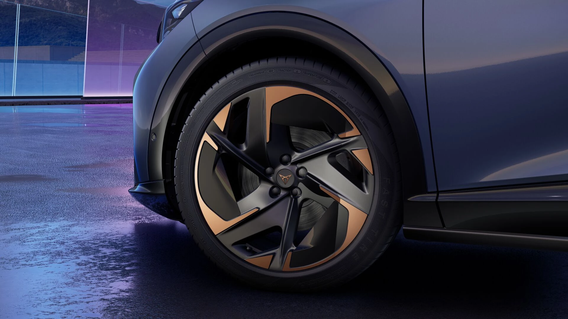 Hoofdafbeelding CUPRA Tavascan