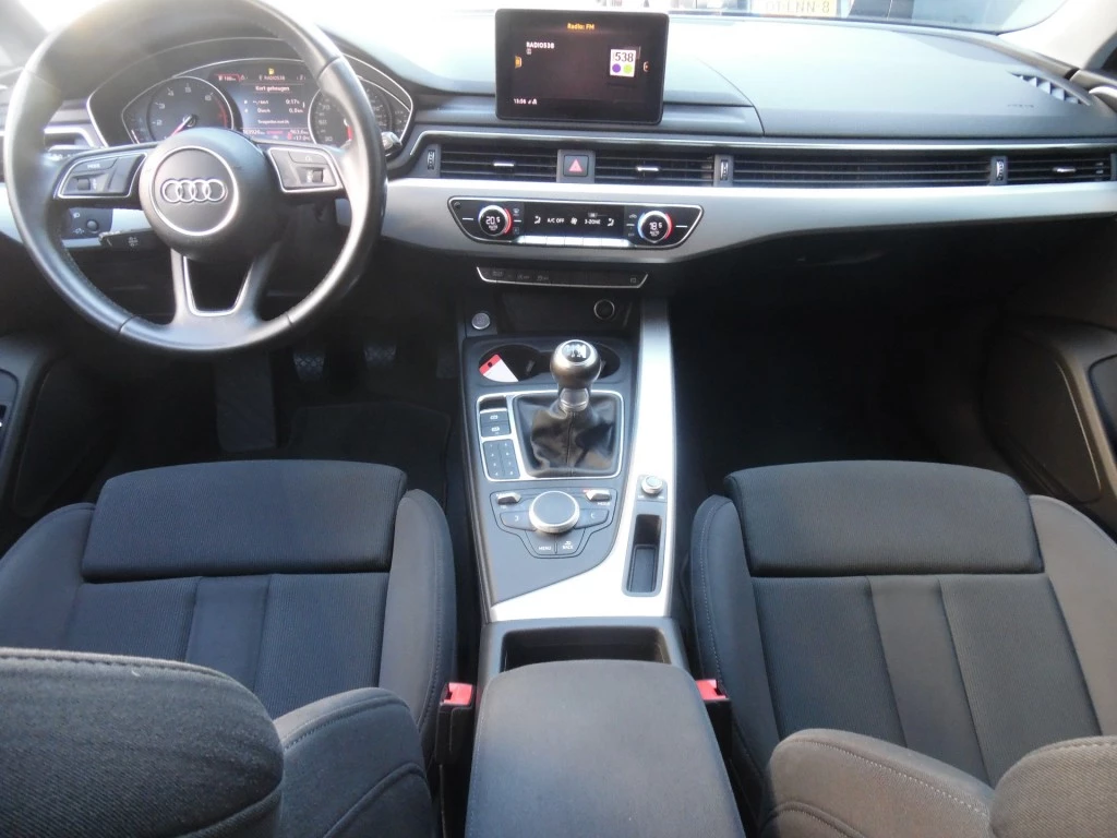 Hoofdafbeelding Audi A4
