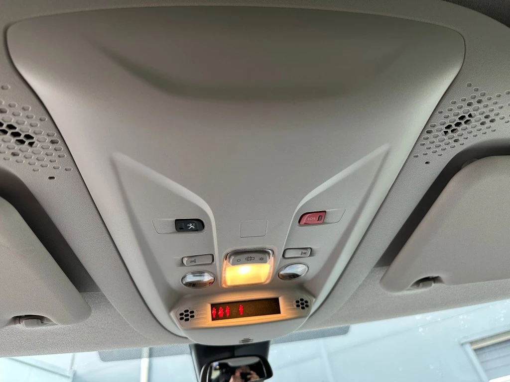 Hoofdafbeelding Peugeot Rifter