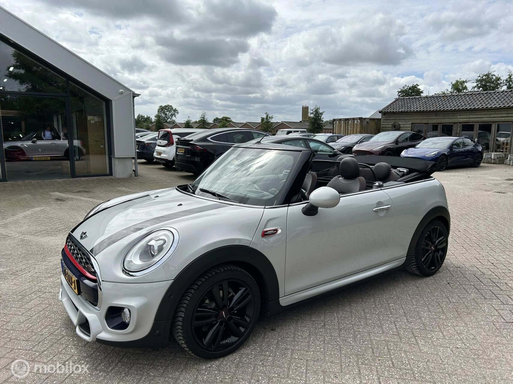 Hoofdafbeelding MINI Cooper Cabrio