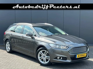 Hoofdafbeelding Ford Mondeo Ford Mondeo Wagon 1.5 Titanium LED Navi Cruise PDC Sfeerlicht Trekhaak