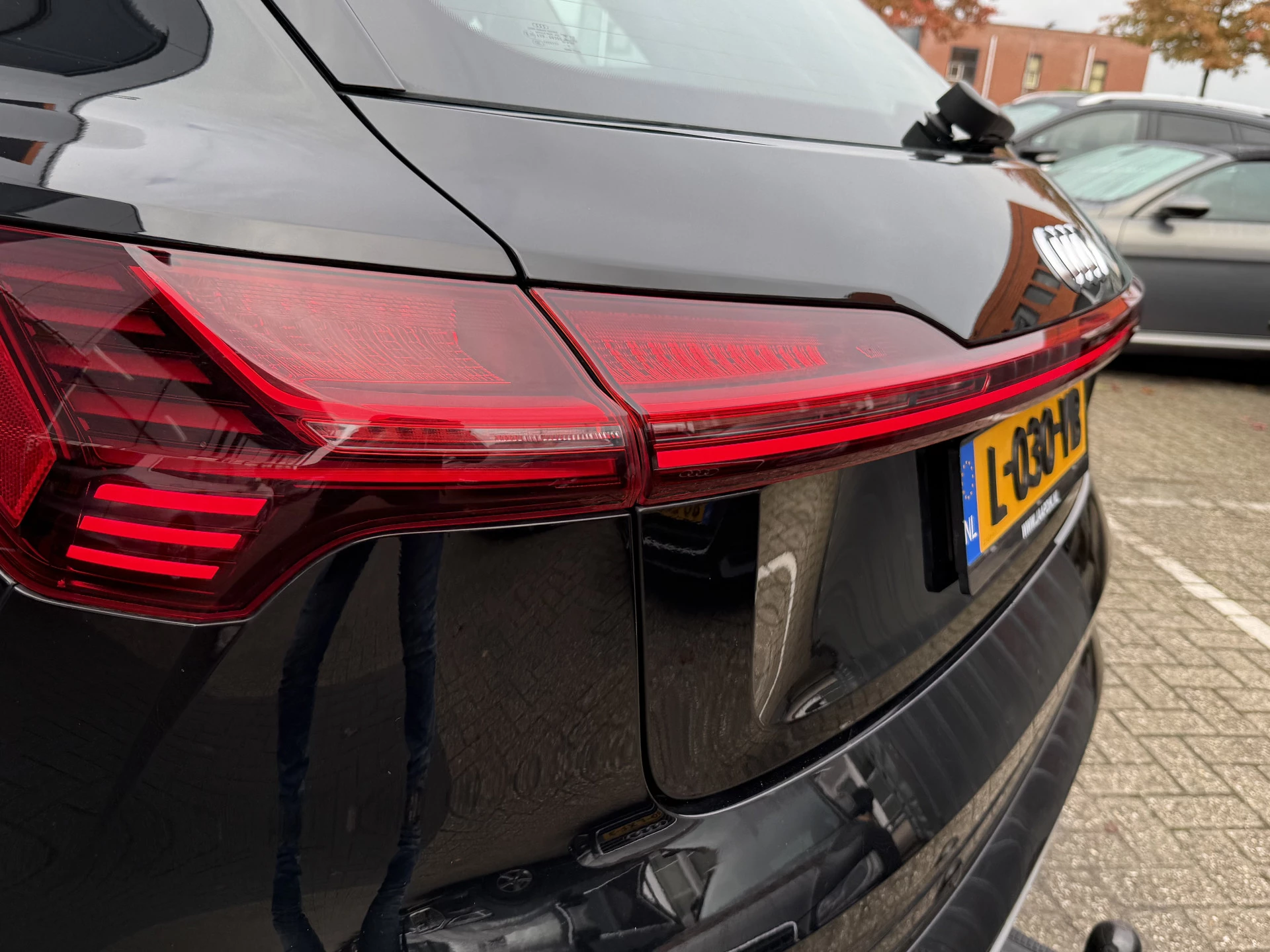 Hoofdafbeelding Audi e-tron