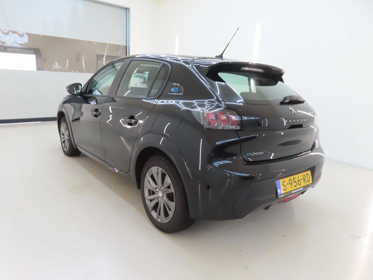 Hoofdafbeelding Peugeot e-208