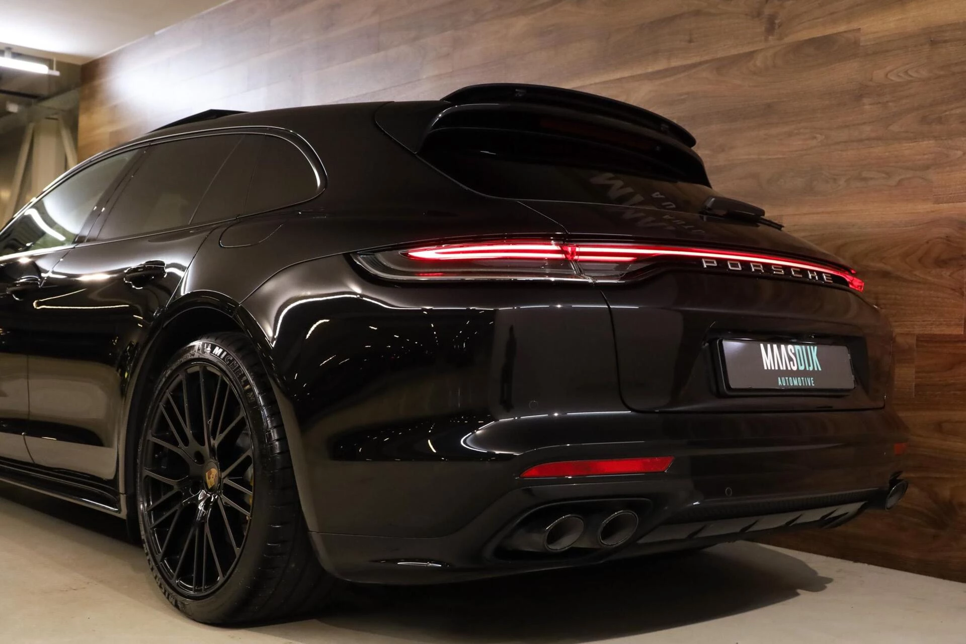 Hoofdafbeelding Porsche Panamera