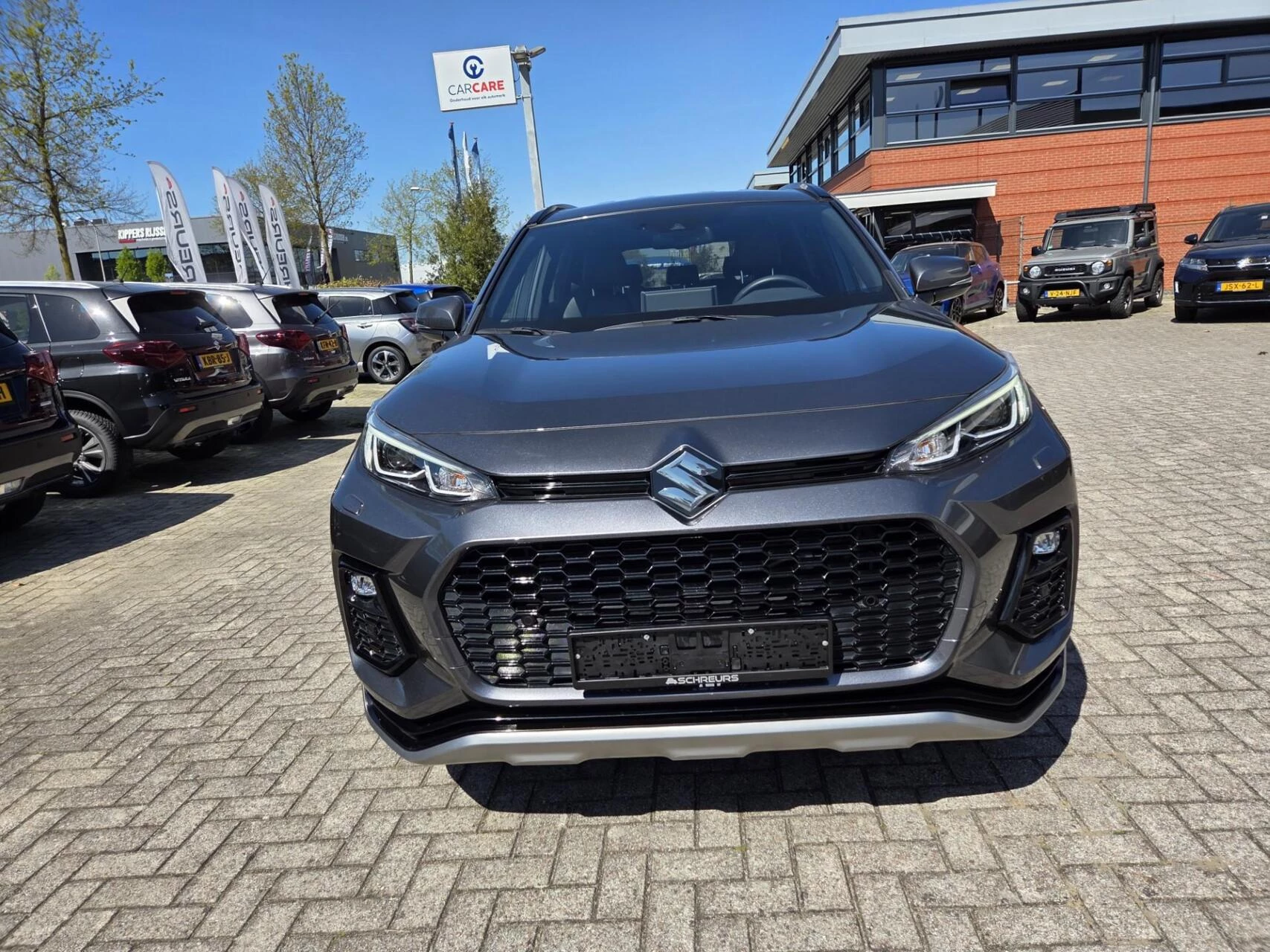 Hoofdafbeelding Suzuki Across