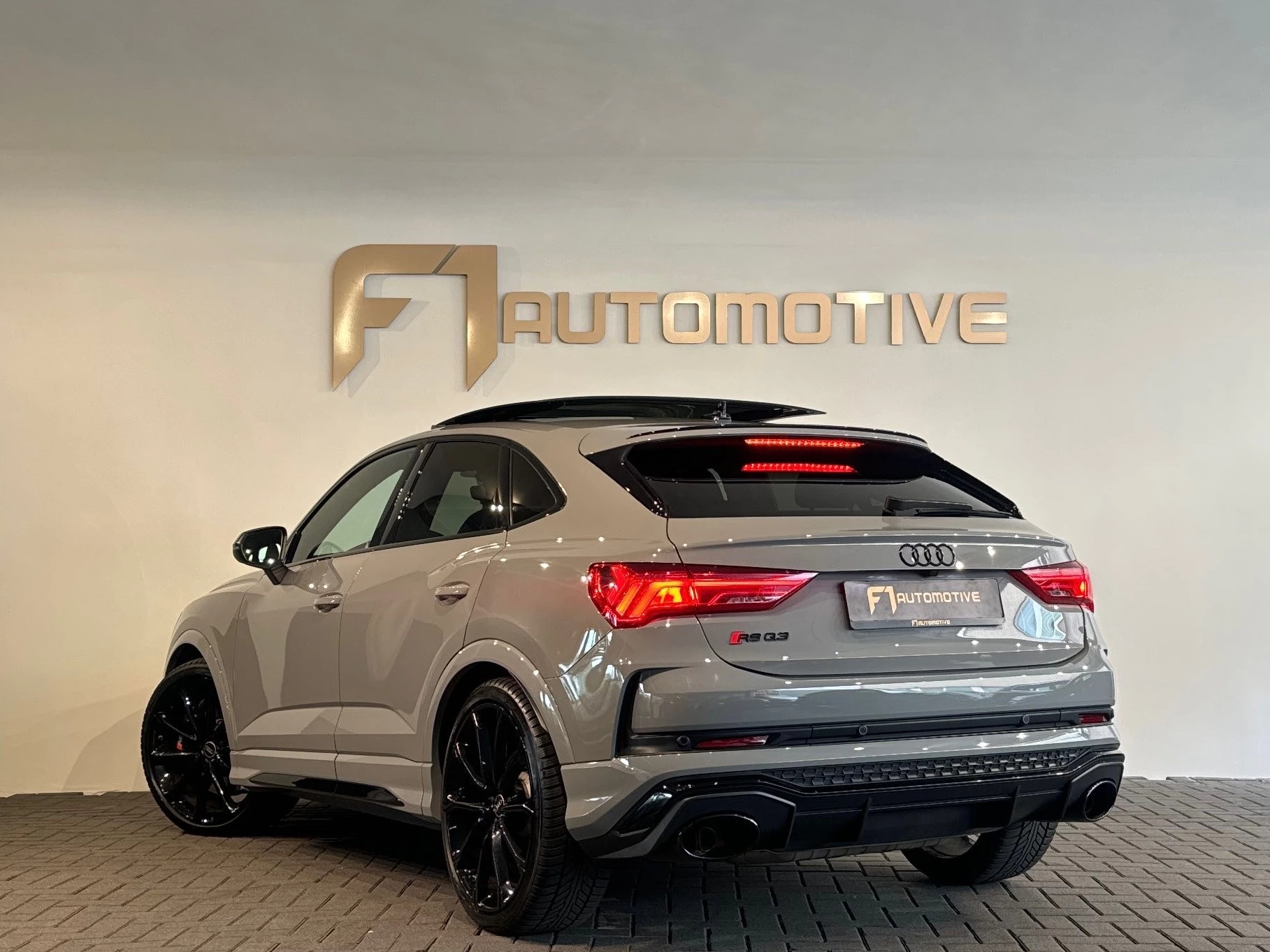 Hoofdafbeelding Audi RSQ3