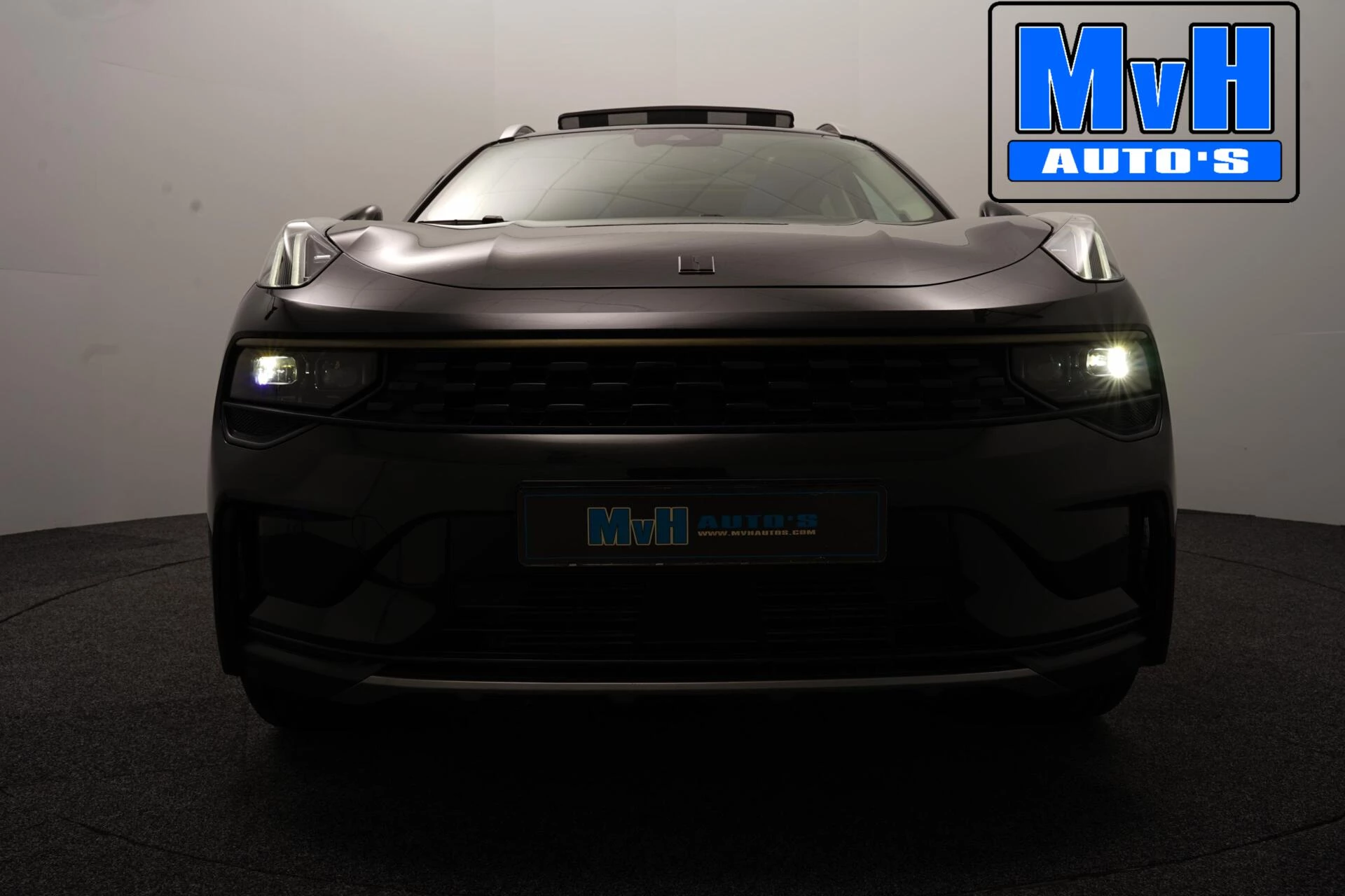 Hoofdafbeelding Lynk & Co 01