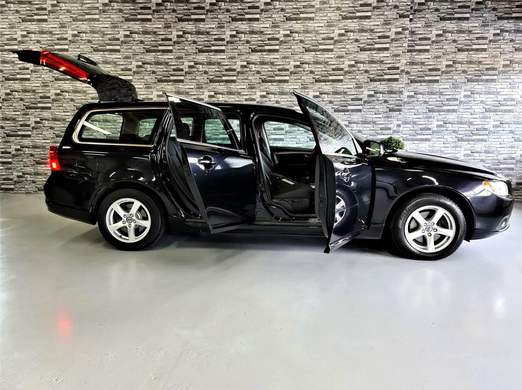 Hoofdafbeelding Volvo V70