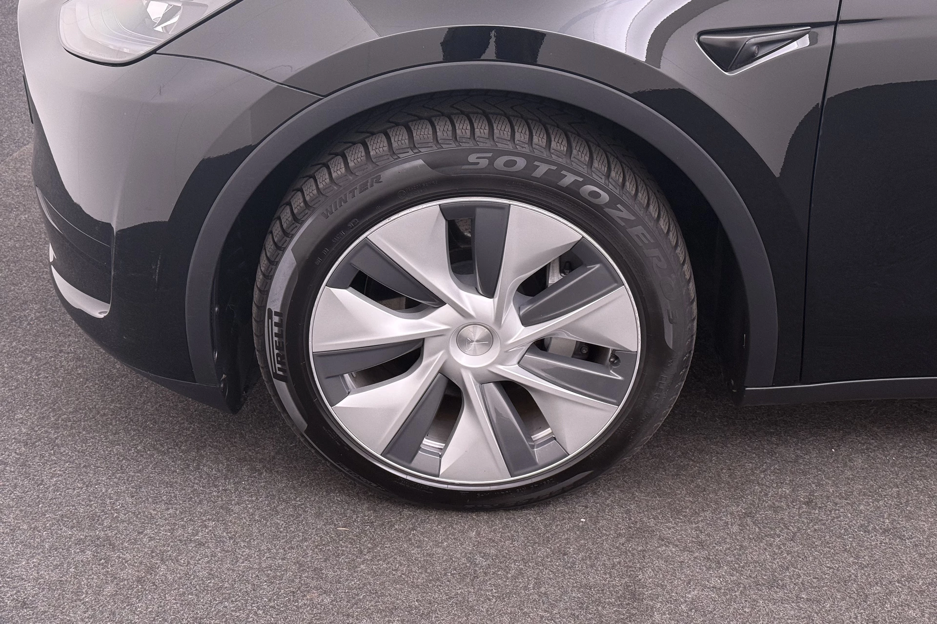 Hoofdafbeelding Tesla Model Y