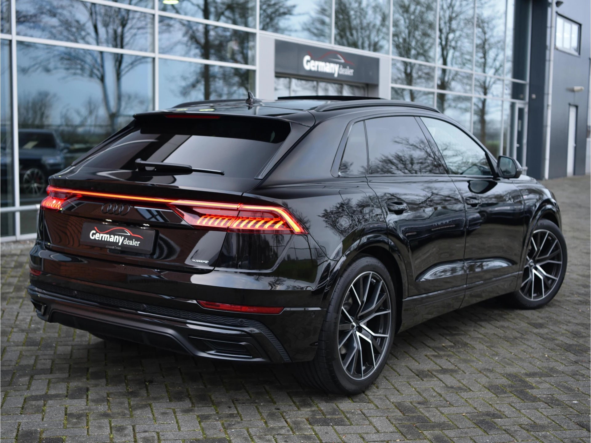 Hoofdafbeelding Audi Q8