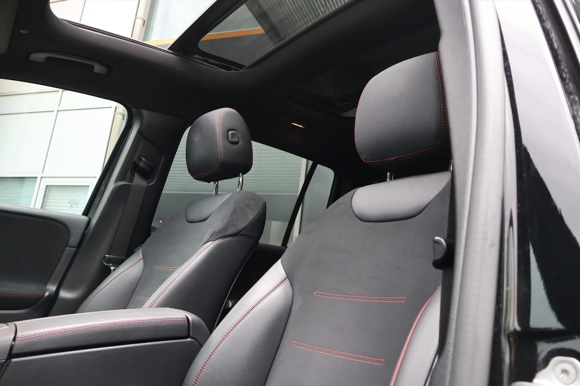 Hoofdafbeelding Mercedes-Benz GLB