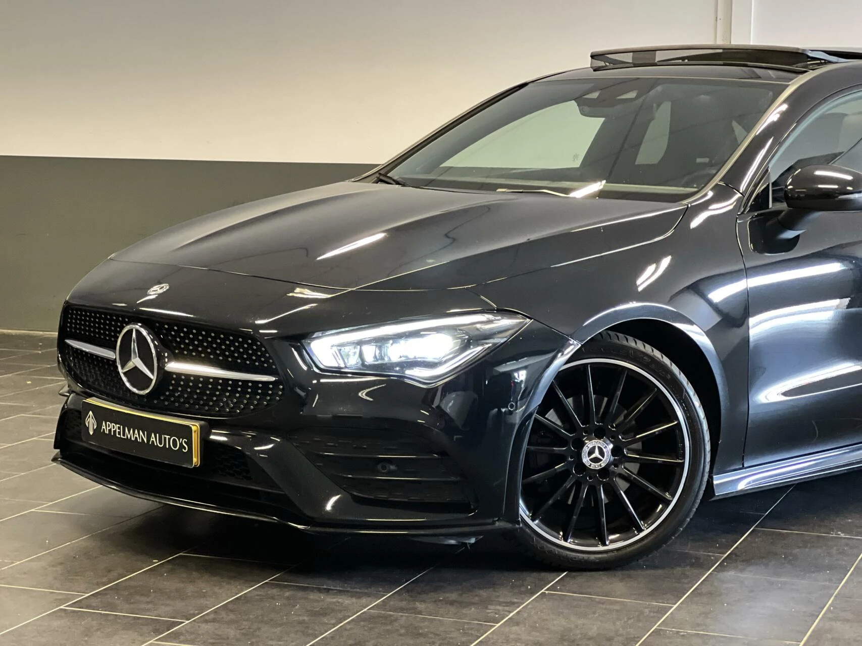 Hoofdafbeelding Mercedes-Benz CLA