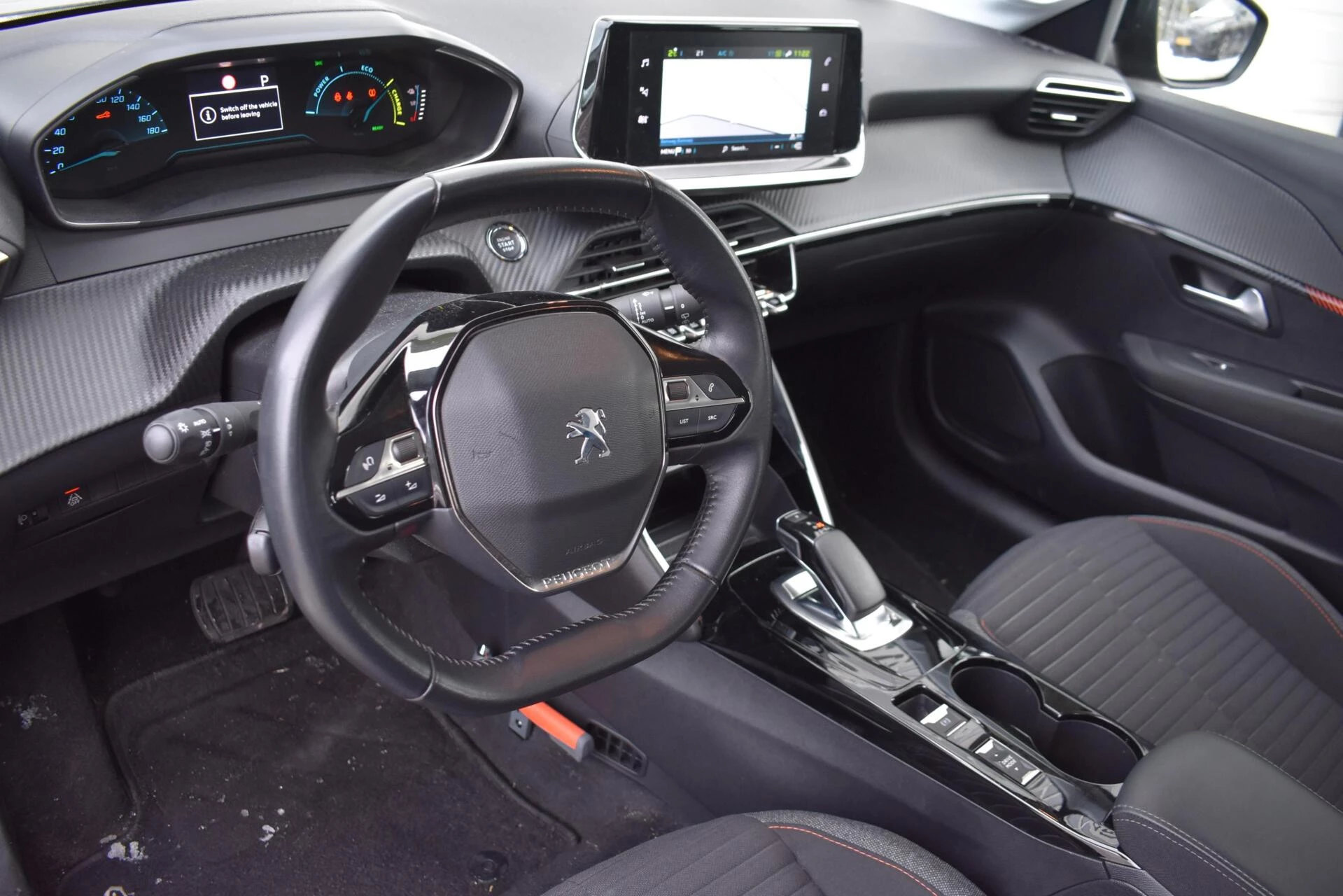 Hoofdafbeelding Peugeot e-208