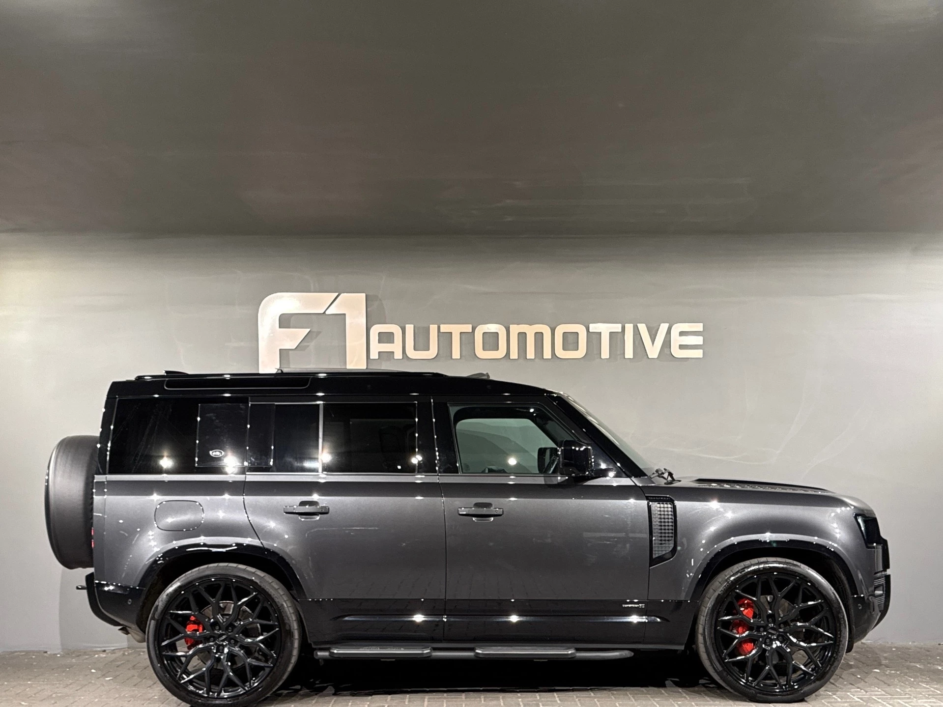 Hoofdafbeelding Land Rover Defender