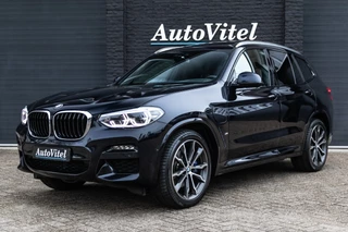 BMW X3 xDrive30e M Sport | Panodak | Achteruitrijcamera | Live Cockpit Prof. | Sportstoelen | Adaptief LED