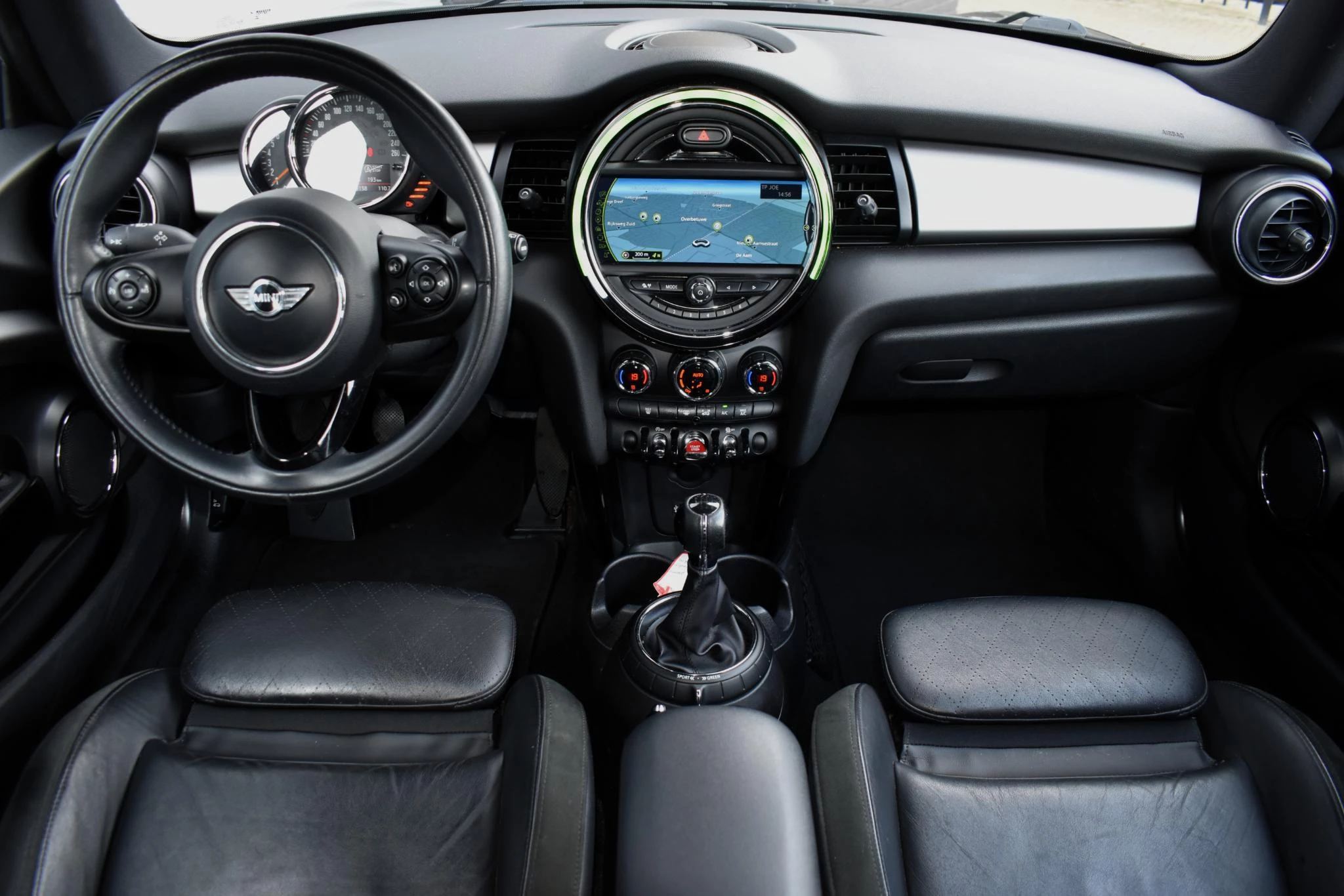 Hoofdafbeelding MINI Cooper