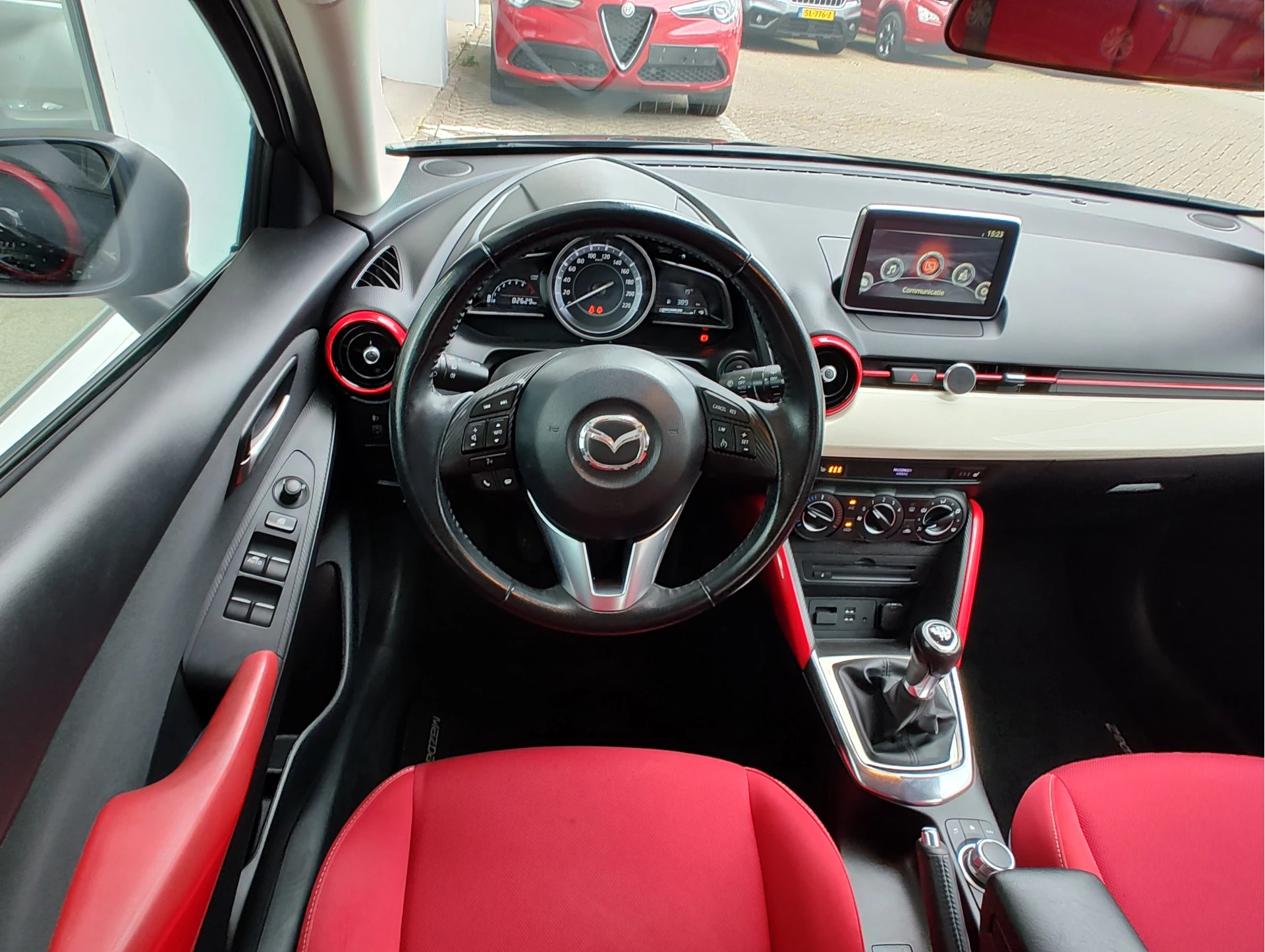 Hoofdafbeelding Mazda 2
