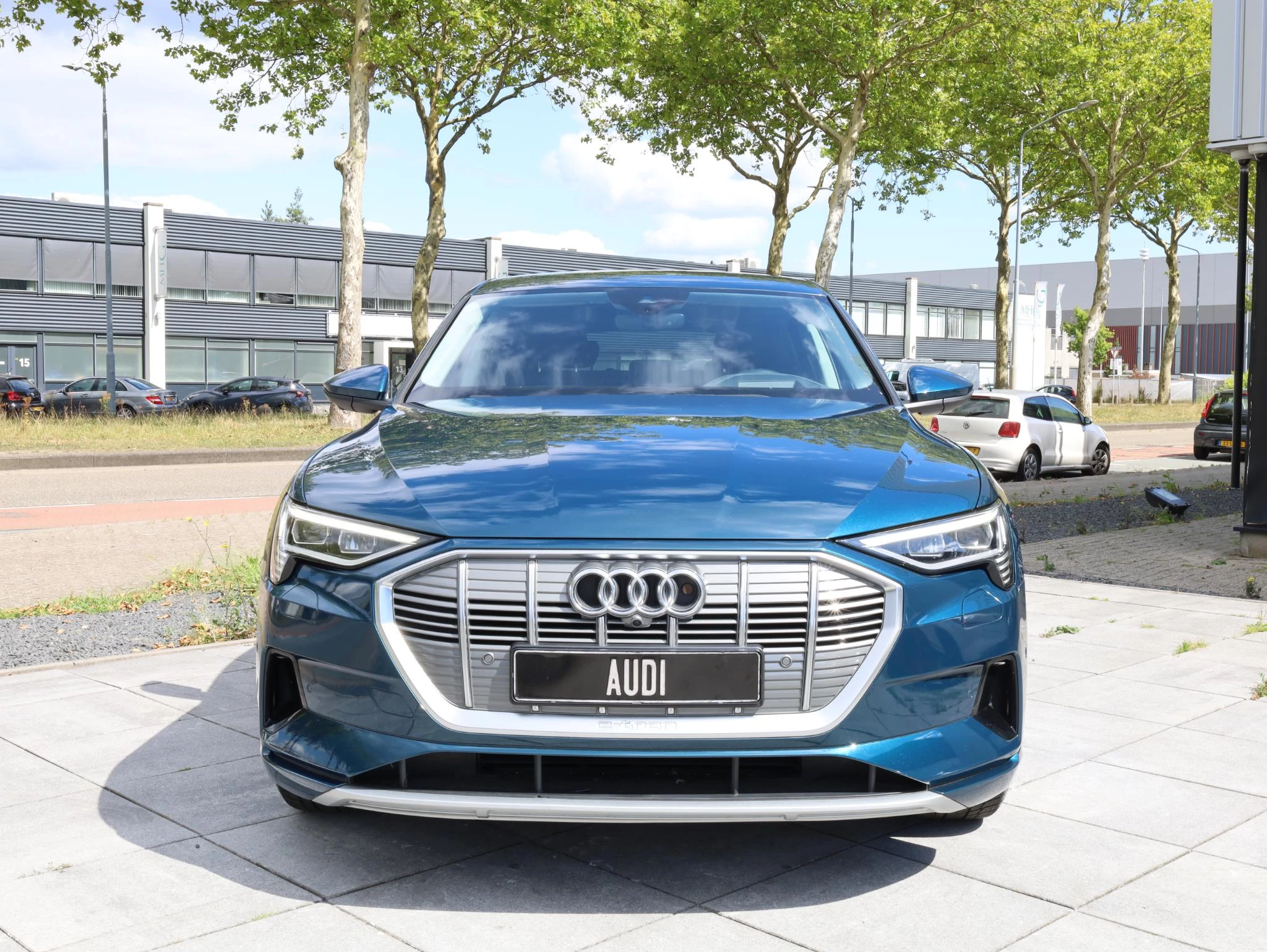 Hoofdafbeelding Audi e-tron