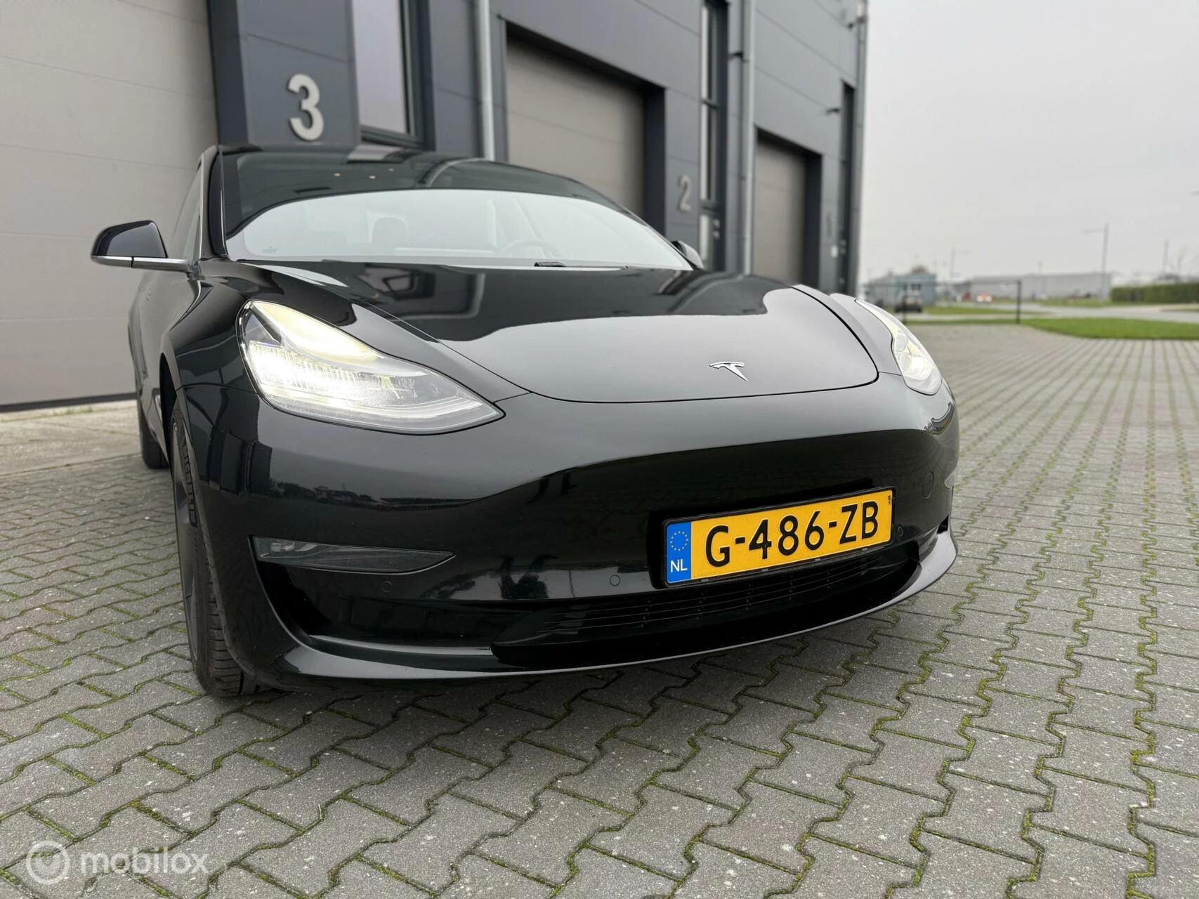 Hoofdafbeelding Tesla Model 3