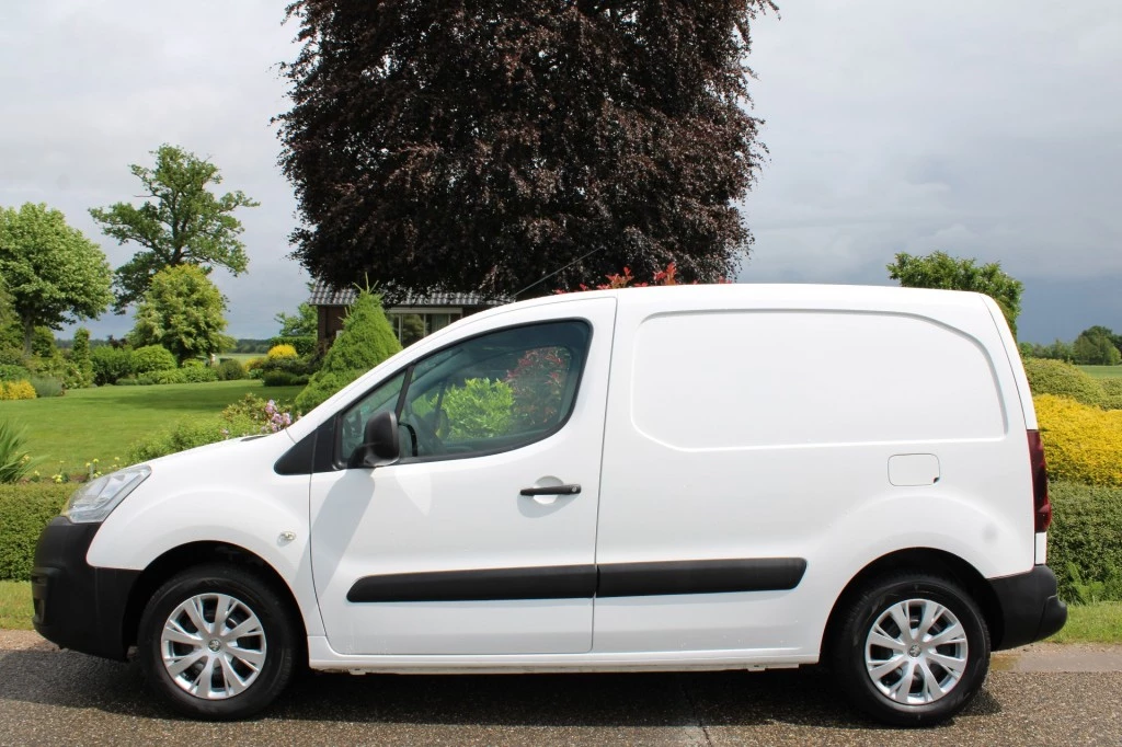 Hoofdafbeelding Peugeot Partner