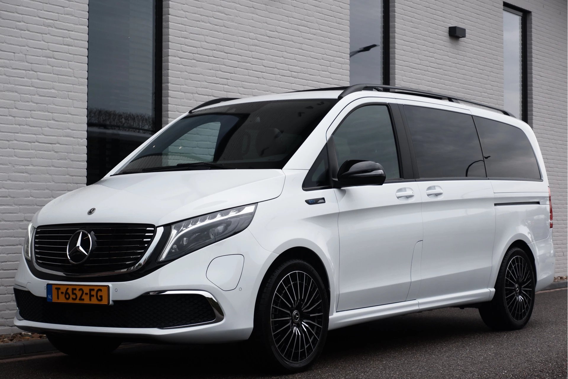 Hoofdafbeelding Mercedes-Benz EQV