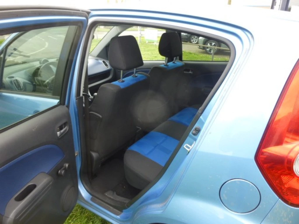 Hoofdafbeelding Opel Agila