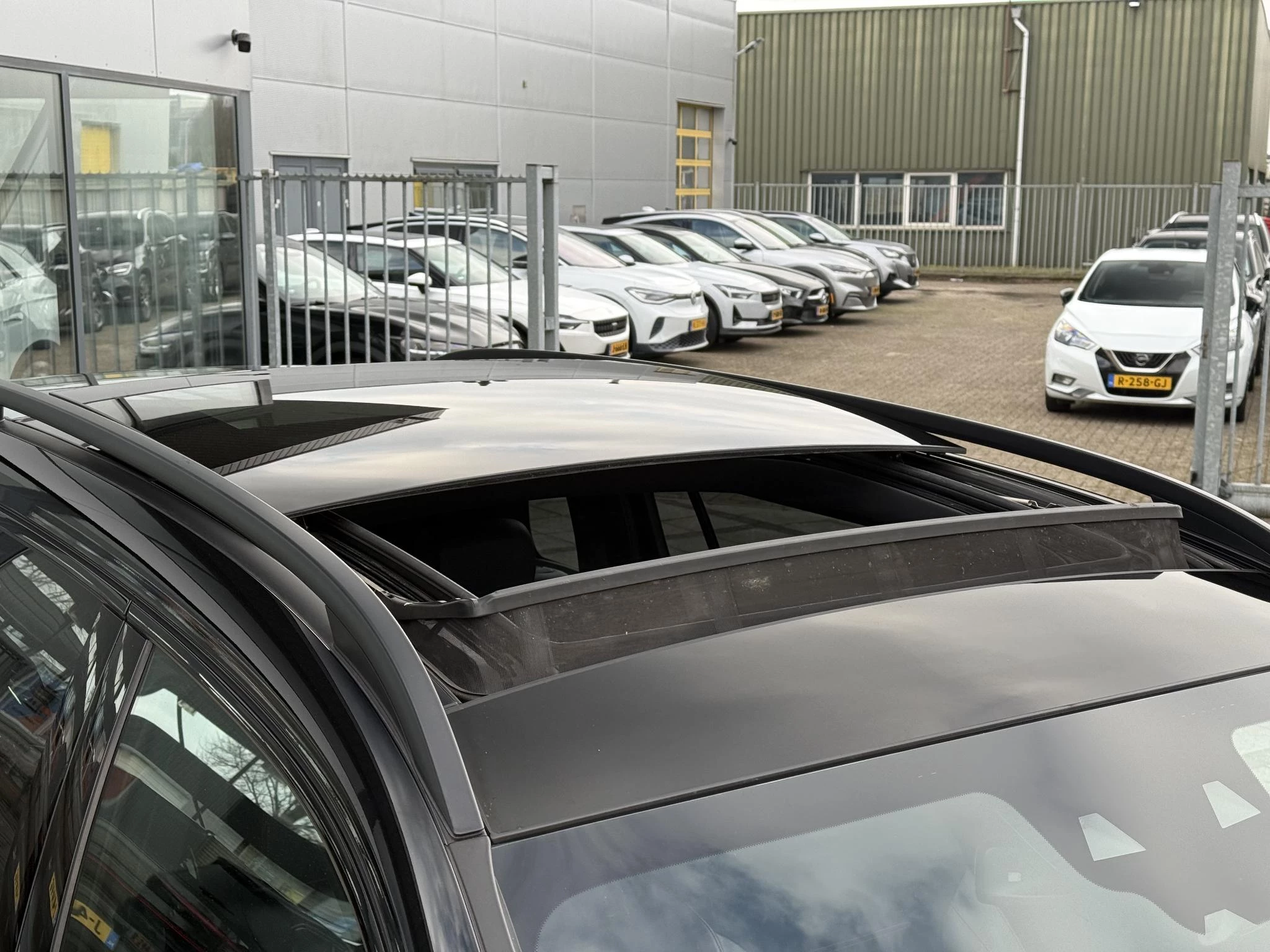 Hoofdafbeelding Mercedes-Benz EQB