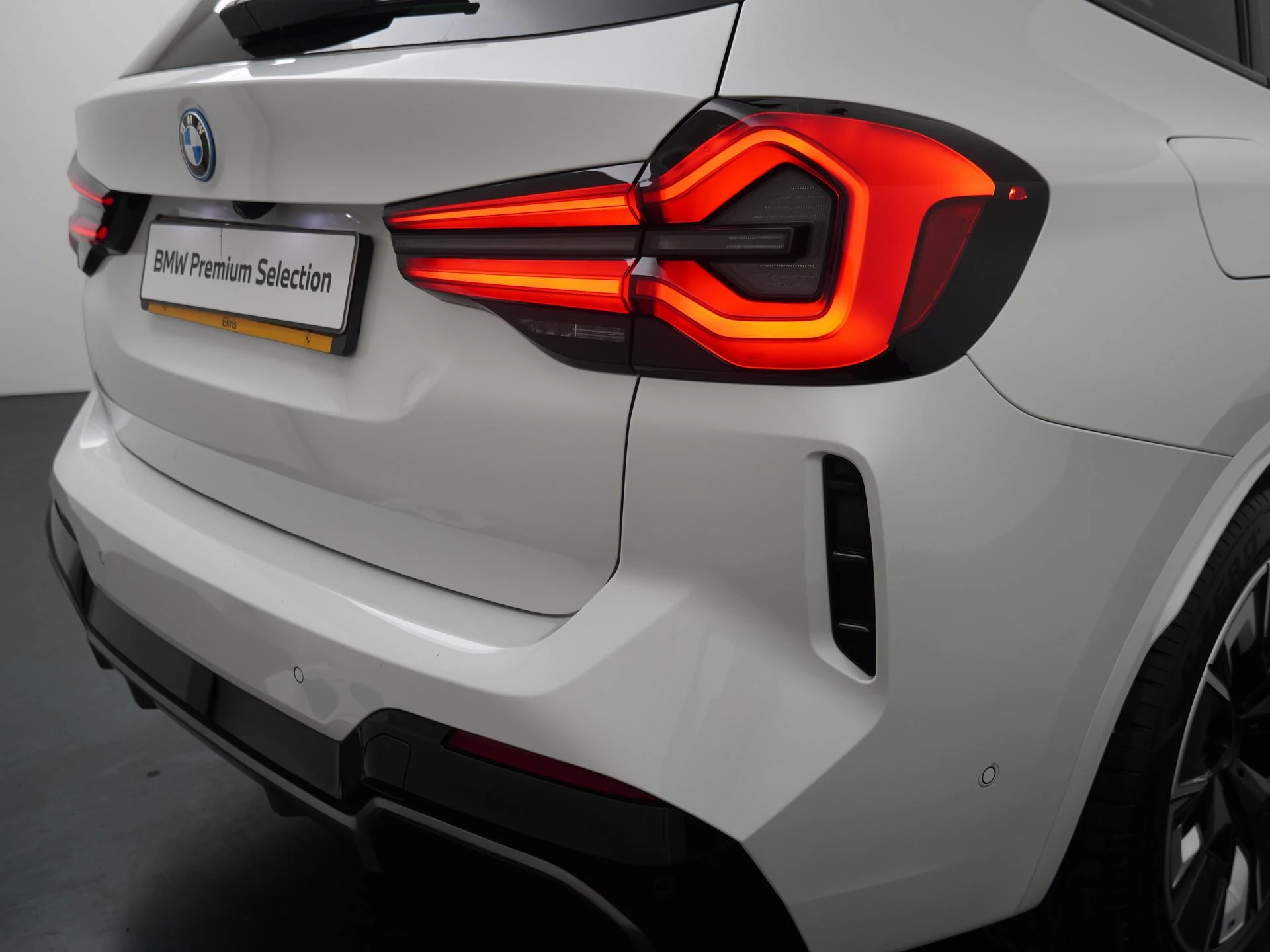Hoofdafbeelding BMW iX3