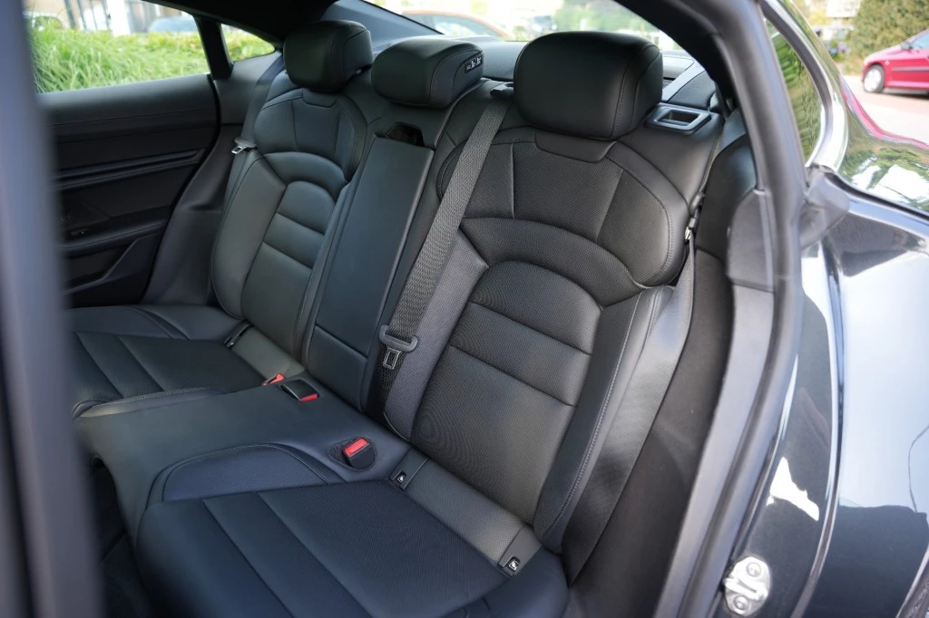 Hoofdafbeelding Porsche Taycan