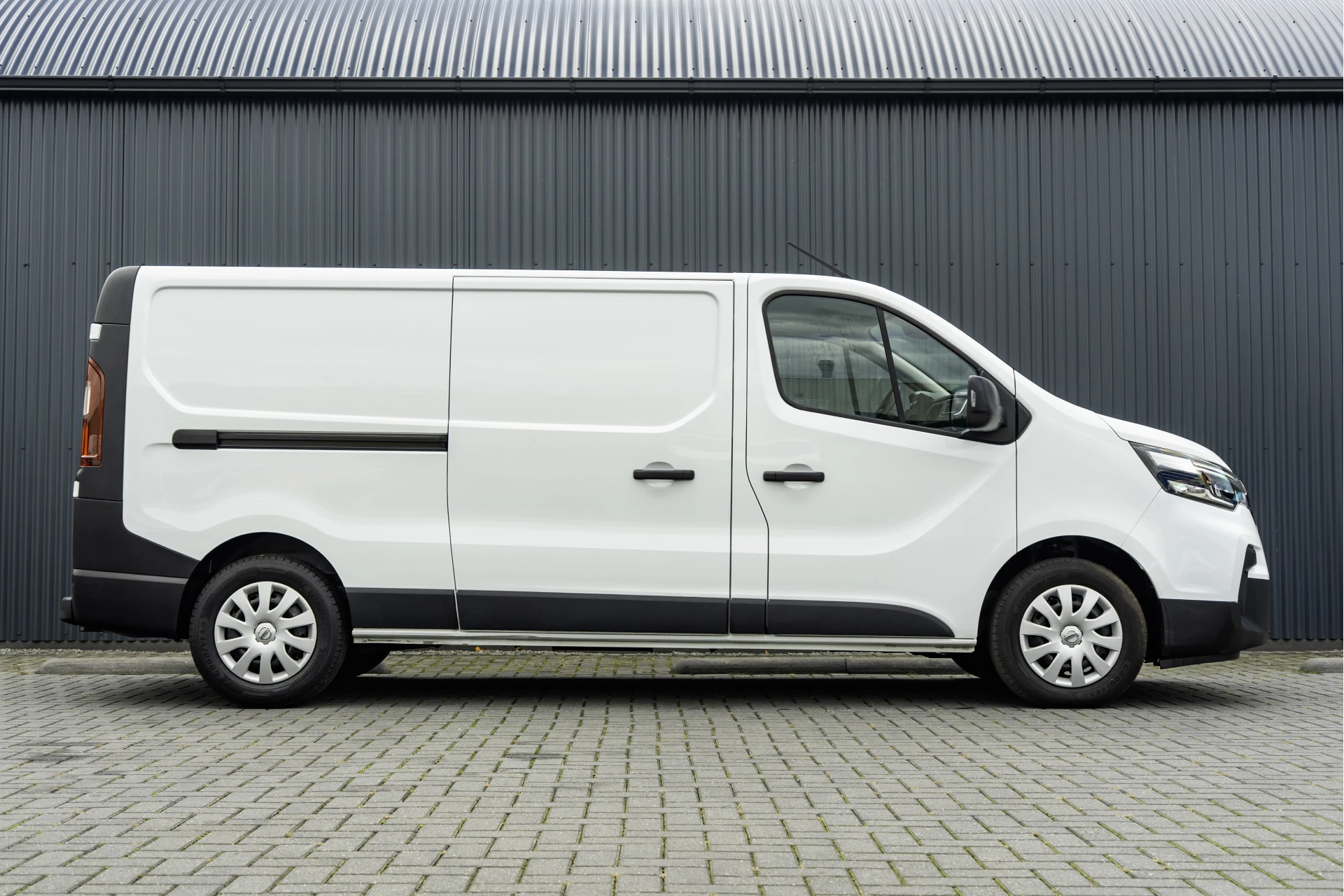 Hoofdafbeelding Nissan Primastar