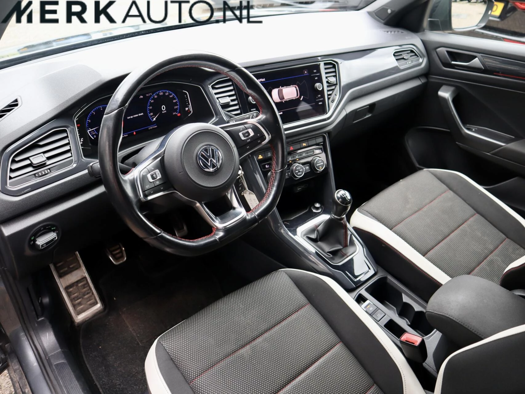 Hoofdafbeelding Volkswagen T-Roc