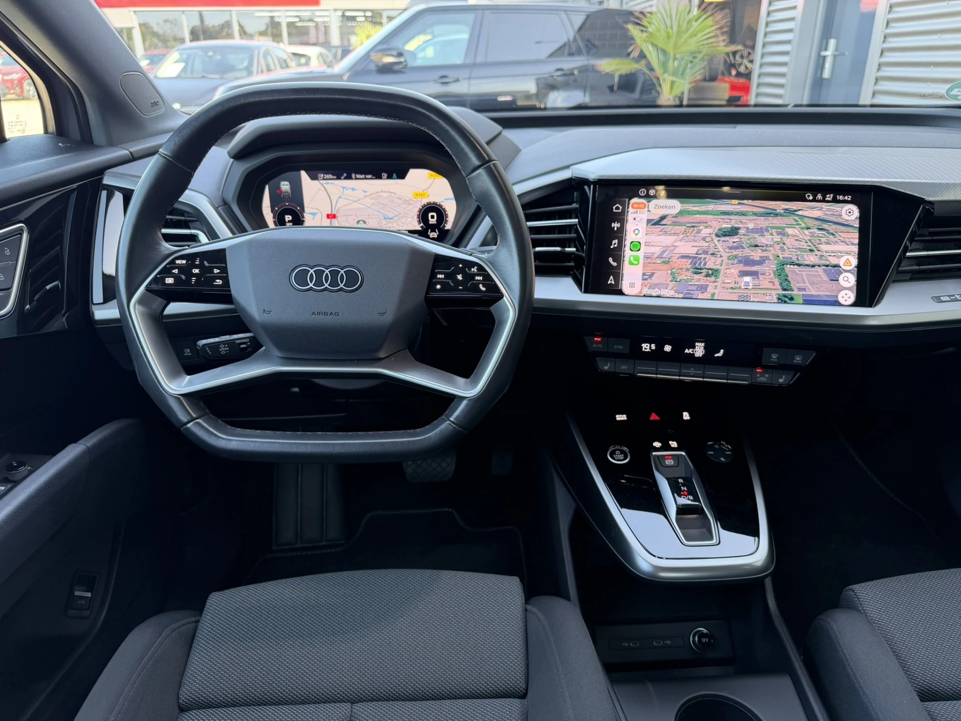 Hoofdafbeelding Audi Q4 Sportback e-tron