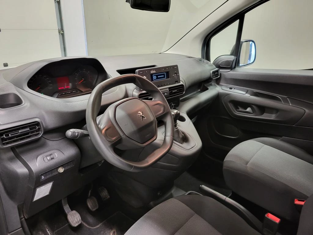 Hoofdafbeelding Peugeot Partner