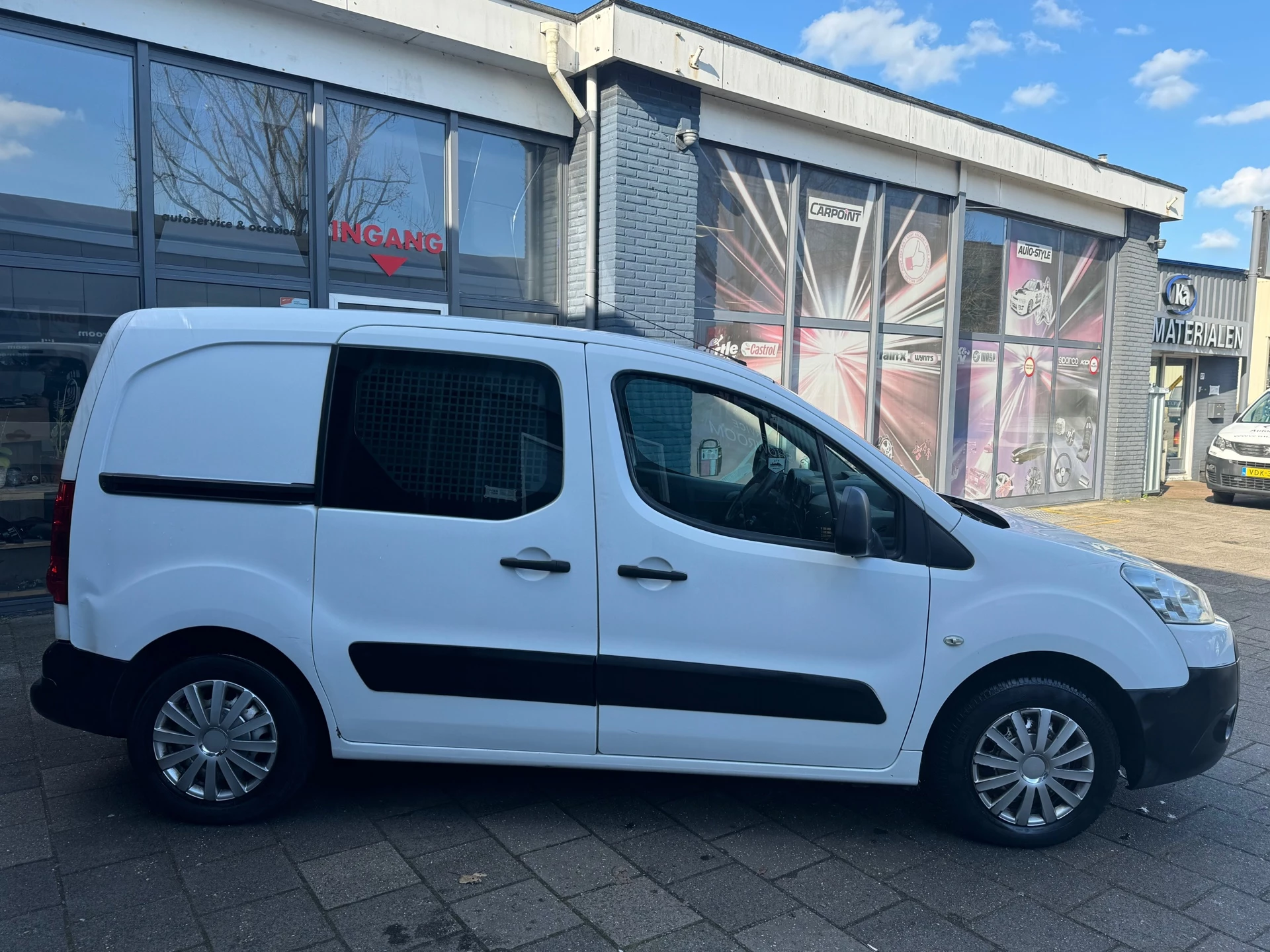 Hoofdafbeelding Peugeot Partner