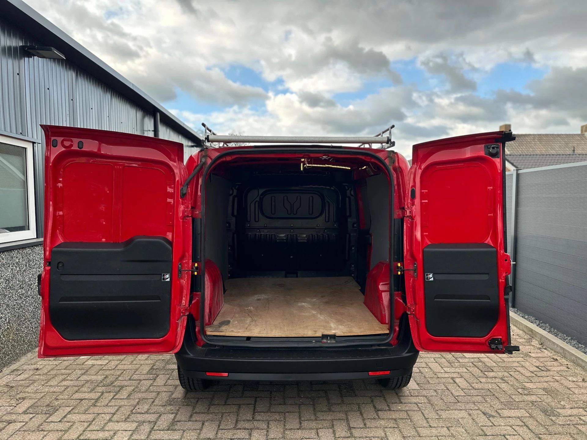 Hoofdafbeelding Opel Combo