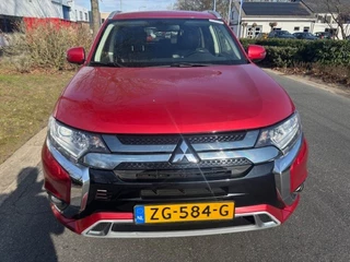 Hoofdafbeelding Mitsubishi Outlander Mitsubishi Outlander 2.4 PHEV Pure