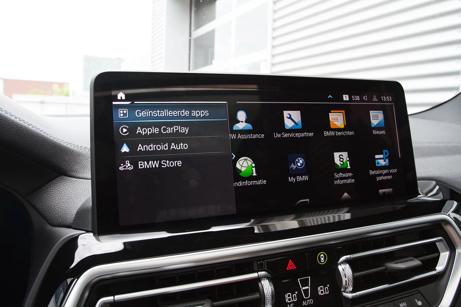 Hoofdafbeelding BMW iX3