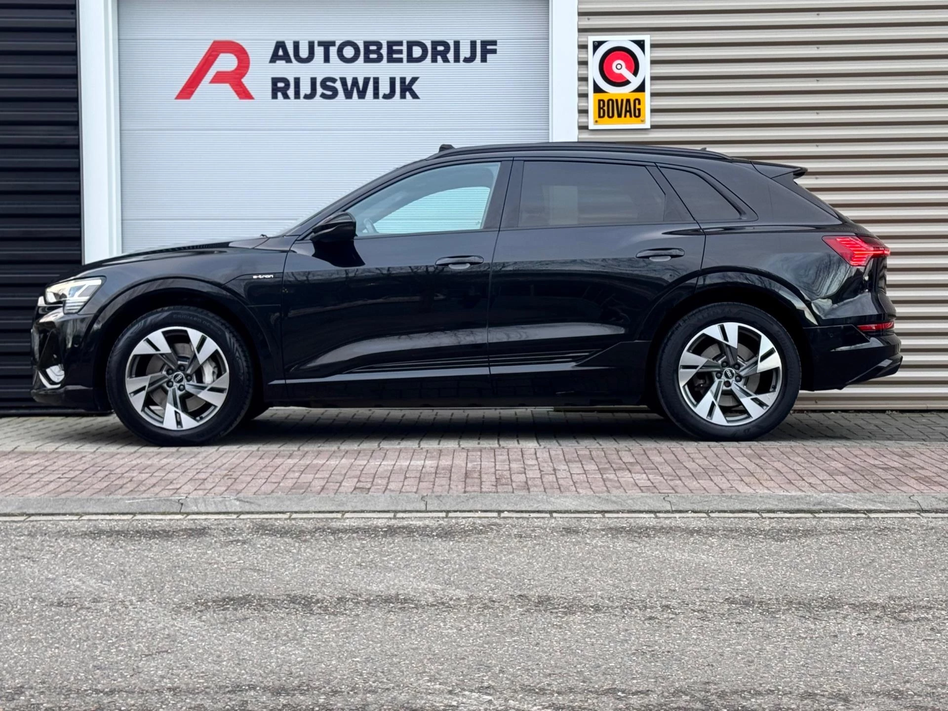 Hoofdafbeelding Audi e-tron